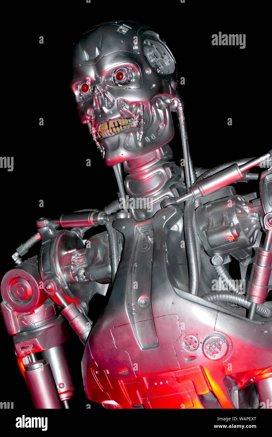L'endosquelette de la Cyborg imparable dans le film Terminator et franchise, film sur l'écran dans le cadre du Science Museum 2017 exposition robot Banque D'Images