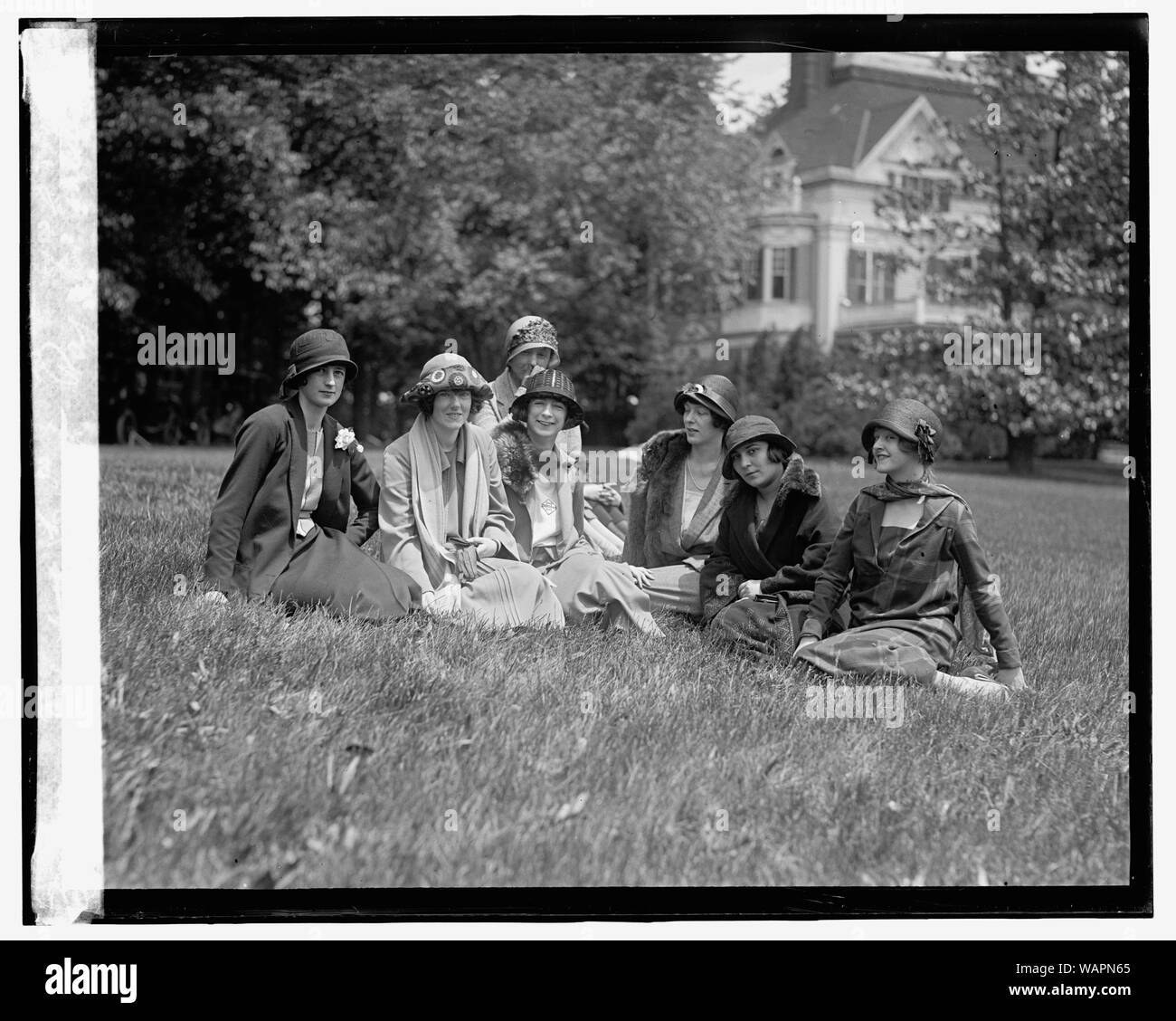 Groupe de débutantes, Rajah's Garden, 5/22/24 Banque D'Images