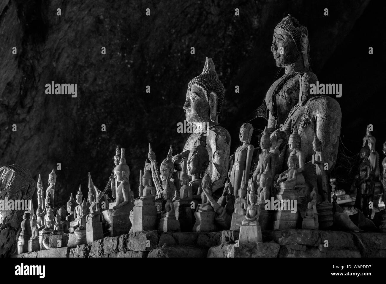 L'Asie du Sud-Est, Laos, Luang Prabang, grotte de Pak Ou sur le fleuve Mekong Banque D'Images