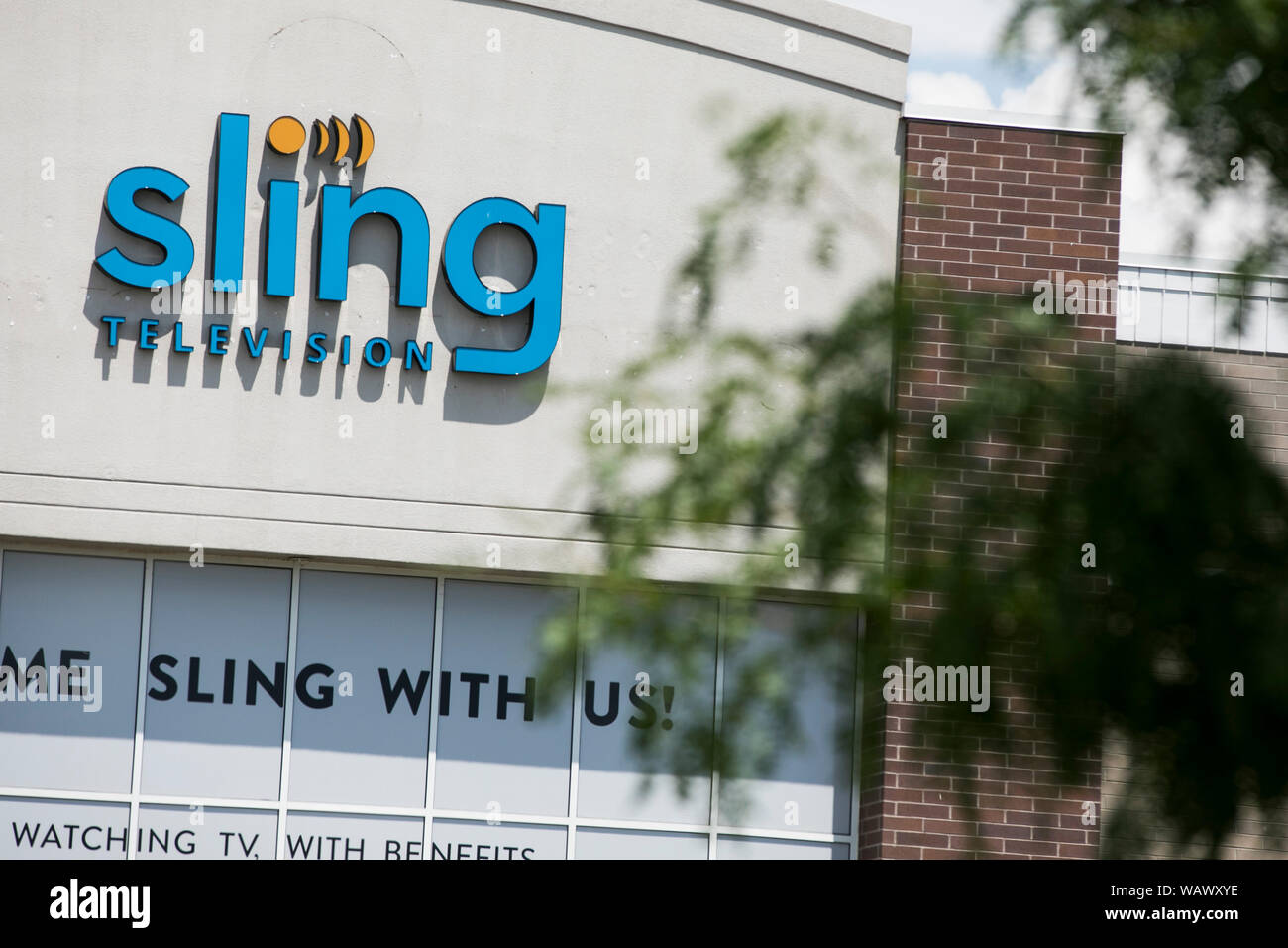 Un logo affiche à l'extérieur d'un établissement occupé par la télévision de l'élingue à American Fork, Utah le 27 juillet 2019. Banque D'Images