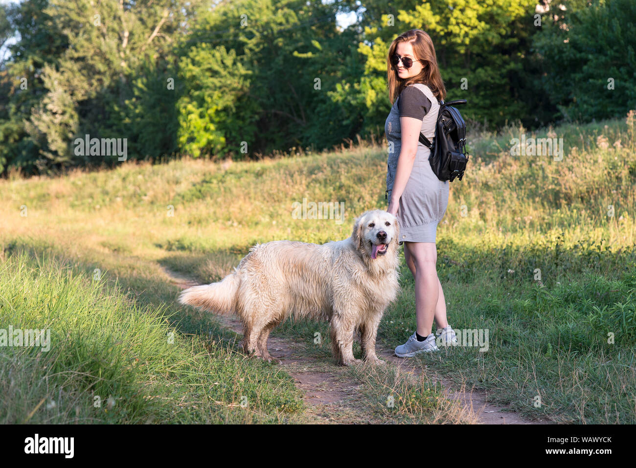 Femme et chien meilleurs amis Banque D'Images