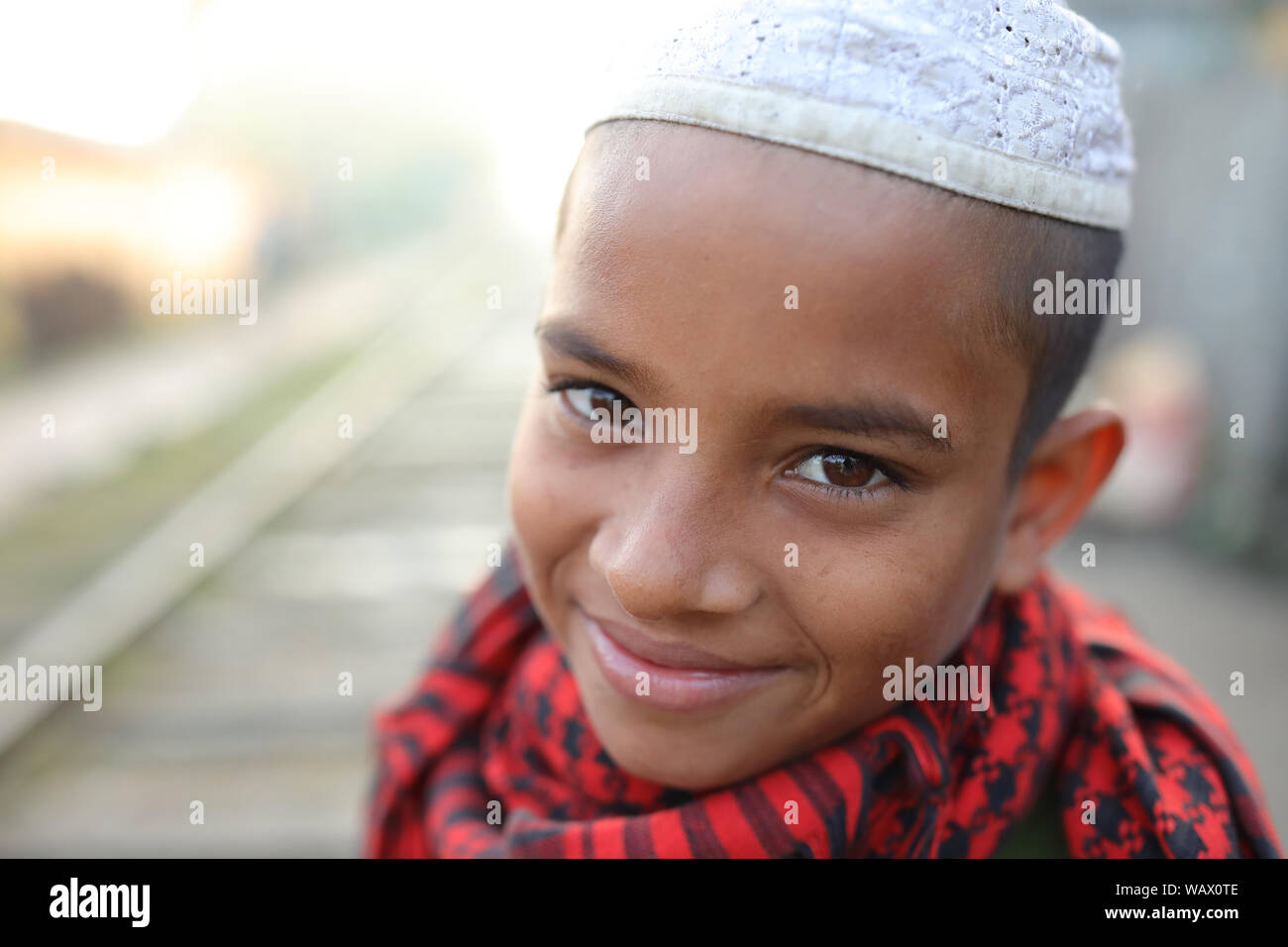 Garçon musulman dans une madrasa de Vieux Dhaka, Bangladesh Banque D'Images