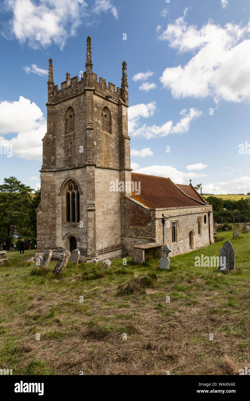 Église St Giles dans le village déserté d'Imber, Salisbury Plain, Wiltshire, Angleterre, Royaume-Uni Banque D'Images