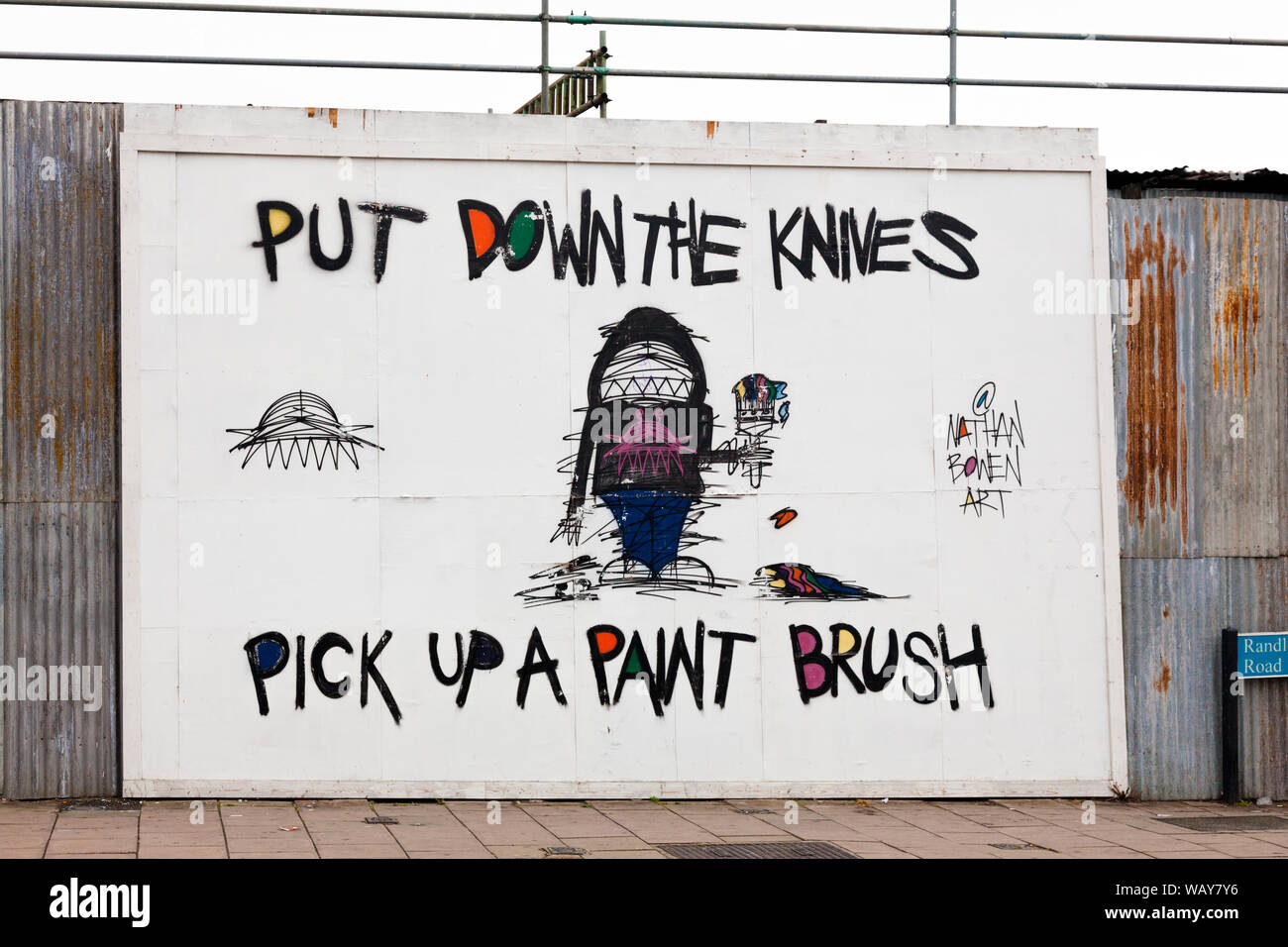 Affiche sur la criminalité couteau, Bellingham, dans le sud de Londres, au Royaume-Uni. @ Nathan Owen l'art. Banque D'Images