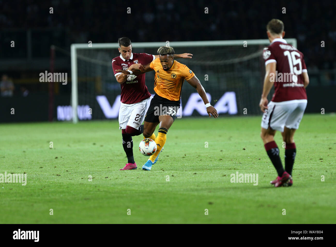 Torino, Italie. Août 22, 2019. Adama Traorè de Wolverhampton Wanderers Fc en action au cours de l'UEFA Europa League playoff first leg match de football entre Torino Fc et Wolverhampton Wanderers Fc. Crédit : Marco Canoniero/Alamy Live News Banque D'Images