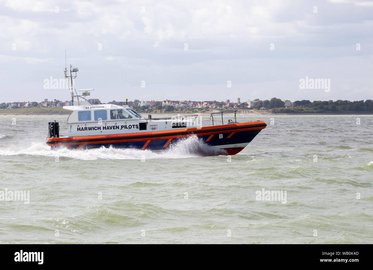 Harwich Haven pilotes pilote bateau près de port de Felixstowe, Suffolk, Angleterre, RU Banque D'Images