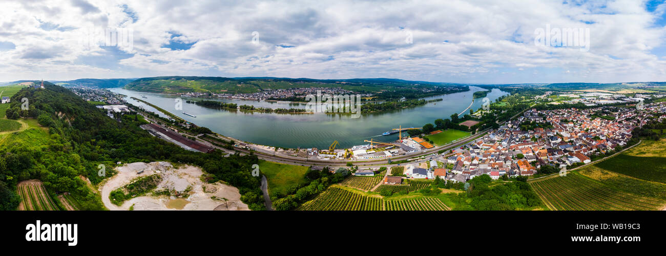 Allemagne, Rhénanie-Palatinat, Bingen région, Rochus montagne, vue aérienne de Kempen am Rhein et de Rüedesheim am Rhein Banque D'Images