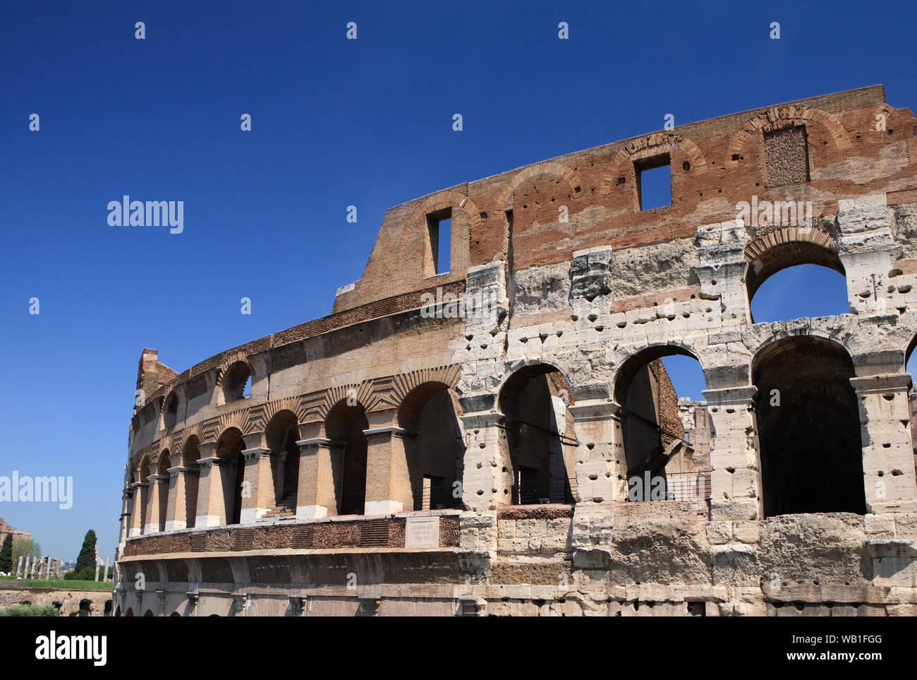 Le magnifique Colisée, l'amphithéâtre antique de l'Empire romain. Banque D'Images