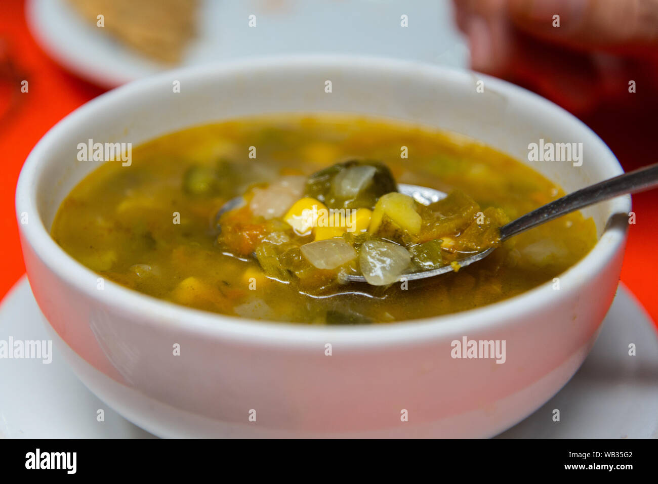 Cuisine mexicaine, soupe de légumes Banque D'Images