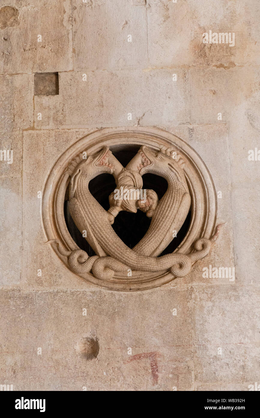 L'extérieur de sculptures de la cathédrale de Saint-Laurent, Trogir, Croatie, Europe Banque D'Images