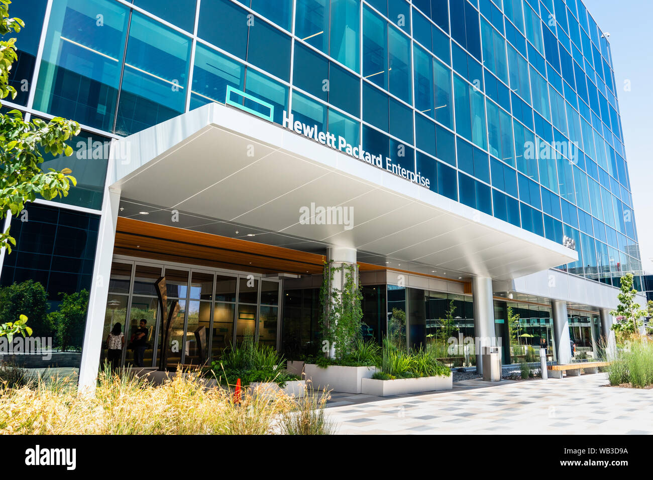 13 août 2019 San Jose / CA / USA - La nouvelle entreprise Hewlett Packard (HPE) siège de la société situé dans la Silicon Valley Banque D'Images