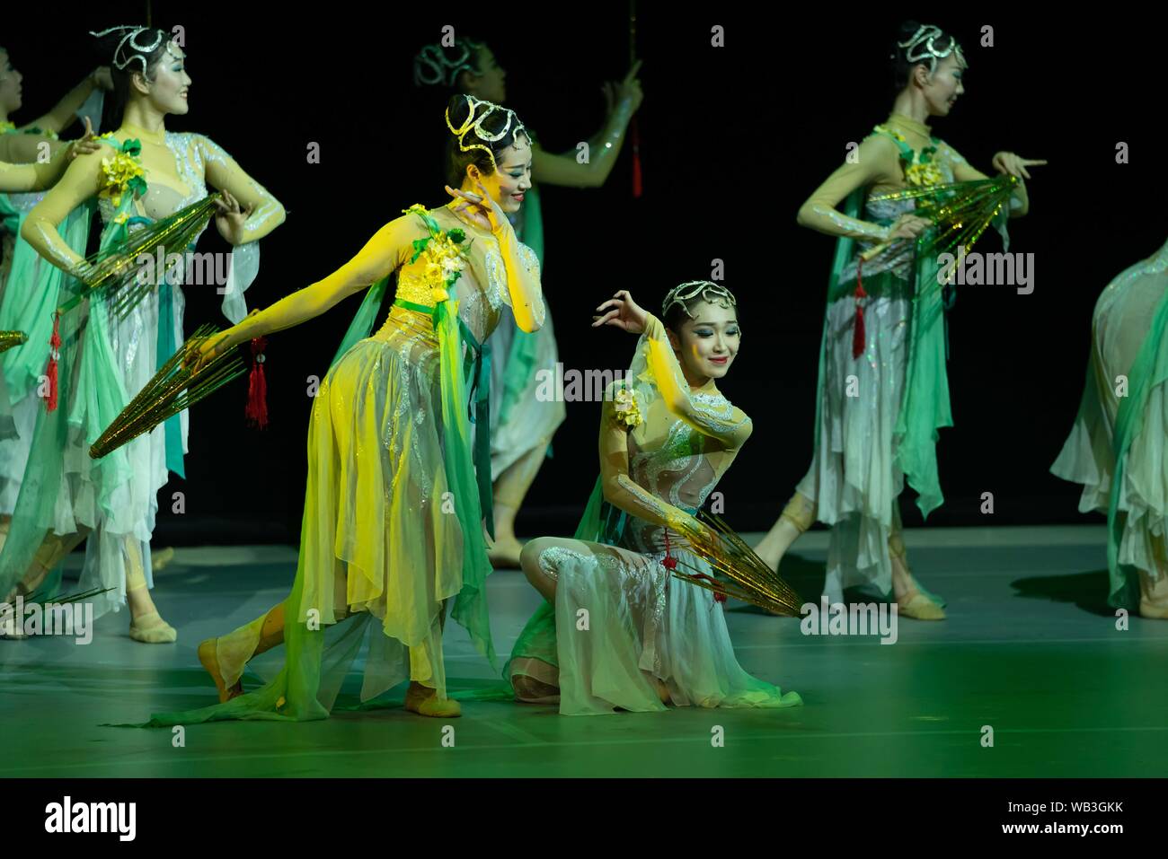 (190824) -- STOCKHOLM, 24 août 2019 (Xinhua) -- les artistes de théâtre de danse chinoise nommé "pour satisfaire le Grand Canal' à Stockholm, capitale de la Suède, le 23 août 2019. (Phot de Wei Xinhua/Xuechao) Banque D'Images