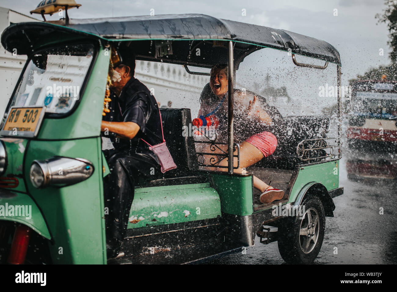 BANGKOK, THAÏLANDE - 13 avril 2013 : Songkran à Bangkok, Thaïlande, le 13 avril 2013. Banque D'Images