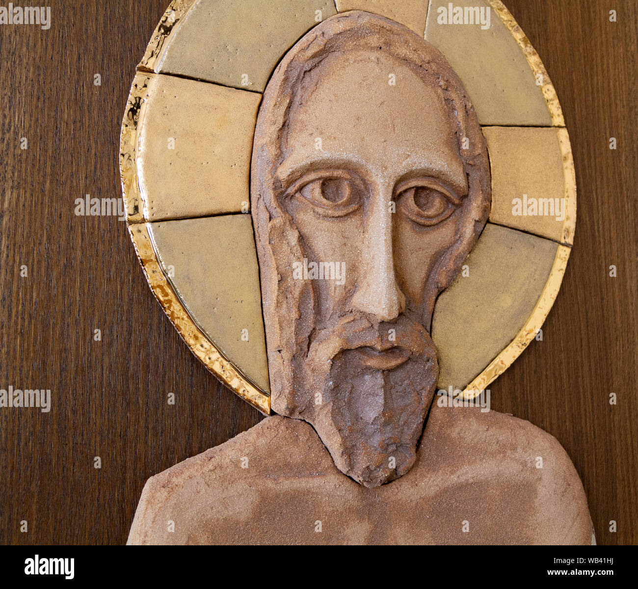 Sculpture en relief du visage de Jésus. Fabriqué en argile à modeler par Lubo Michalko. Banque D'Images Sculpture en relief du visage de Jésus. Fabriqué en argile à modeler par Lubo Michalko. Banque D'Images