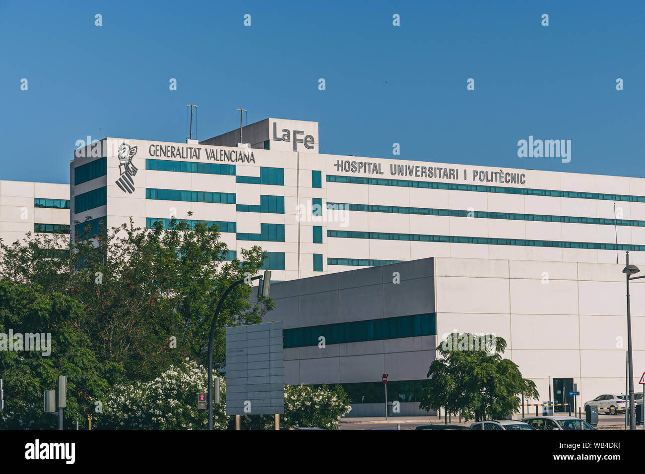 Valence, Espagne, le 16 juillet 2019 :'Hospital Universitario y Politécnico de la Fe' - centre de référence pour les spécialités incontournables l'intérieur et à l'extérieur Banque D'Images