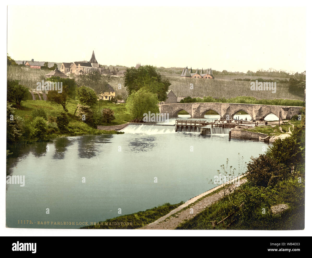 East Farleigh Lock, près de Maidstone, en Angleterre ; impression no. 11173. ; plus d'informations sur l'impression Photochrom Collection est disponible à l'http://hdl.loc.gov/loc.pnp/pp.pgz ; Titre de la Detroit Publishing Co., catalogue J-section étrangère, Detroit, Michigan : Detroit Publishing Company, 1905. ; fait partie de : vues sur les îles Britanniques, dans l'Photochrom collection imprimée. Banque D'Images