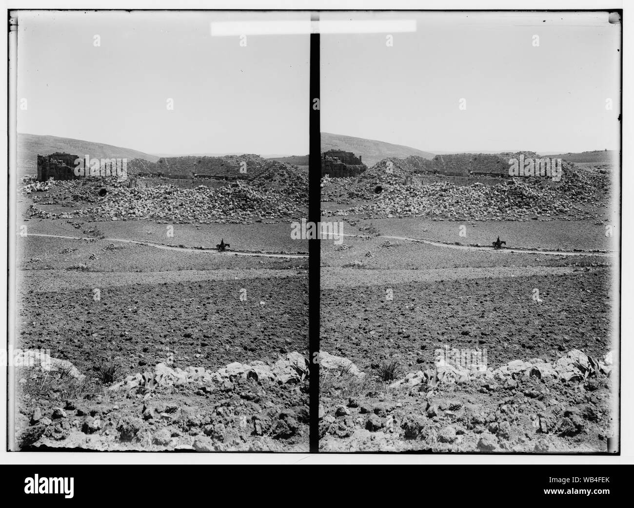 À l'Est de la Jordanie et la mer Morte. Le théâtre du sud à Jerash Abstract/medium : G. Eric et Edith Matson Photograph Collection Banque D'Images