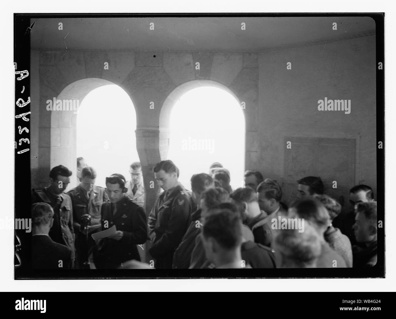 Diffusion à partir de Pâques 1945 Y.M.C.A. Tower, tôt le matin, Abstract/medium : G. Eric et Edith Matson Photograph Collection Banque D'Images