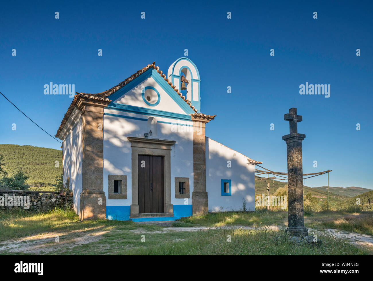 Capela da Ponte Velha, chapelle près du village de Ponte Velha, Serra de Sao Mamede Parc Naturel, district de Portalegre, Alto Alentejo, Portugal Banque D'Images