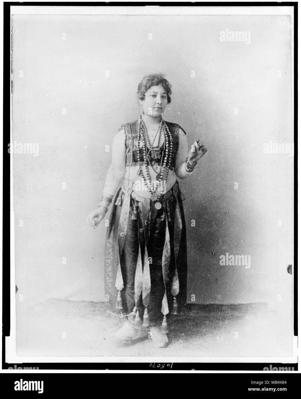 Danseuse égyptienne, World's Columbian Exposition, Chicago, Illinois Abstract/moyenne : 1 tirage photographique. Banque D'Images