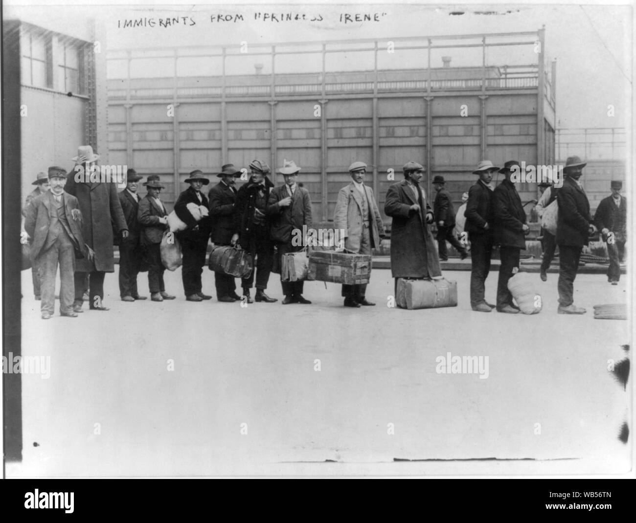 Ellis Island, N.Y. - les immigrants de la Princesse Irene Abstract/moyenne : 1 tirage photographique. Banque D'Images