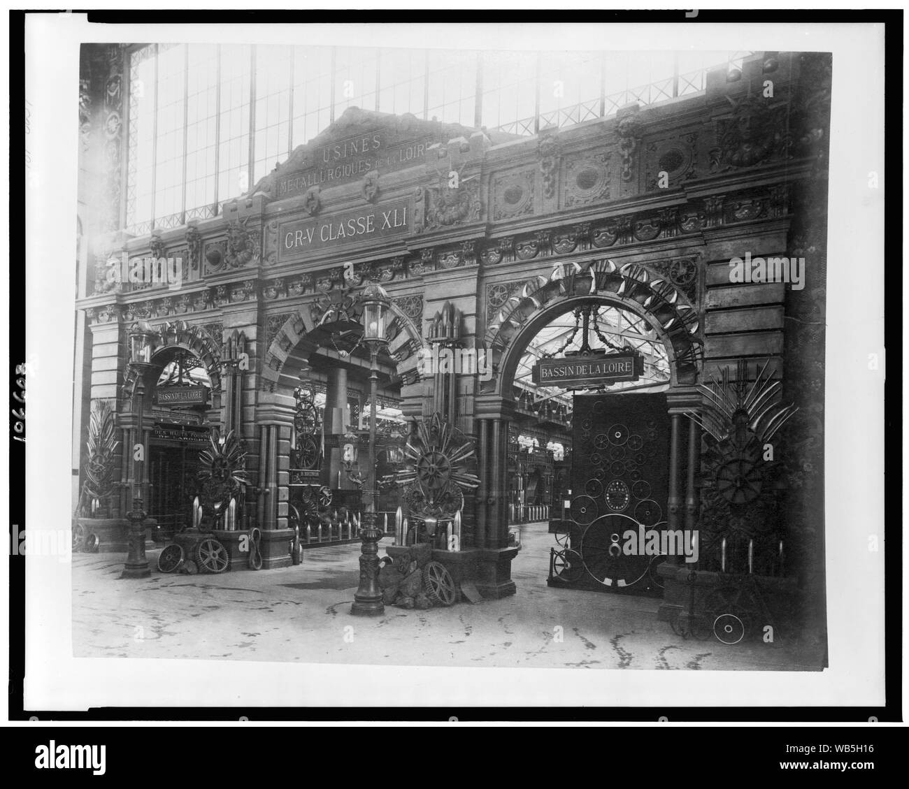 Entrée de l'exposition, le Palais de la métallurgie Industries diverses, l'Exposition de Paris, 1889 Abstract/moyenne : 1 : Easy-PhotoPrint albumen. Banque D'Images