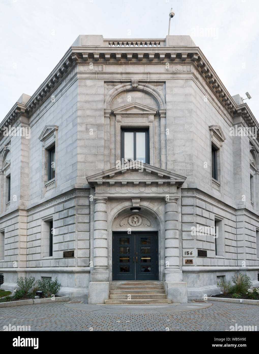 Entrée privée, Edward T. Gignoux U.S. Courthouse, Portland, Maine Banque D'Images