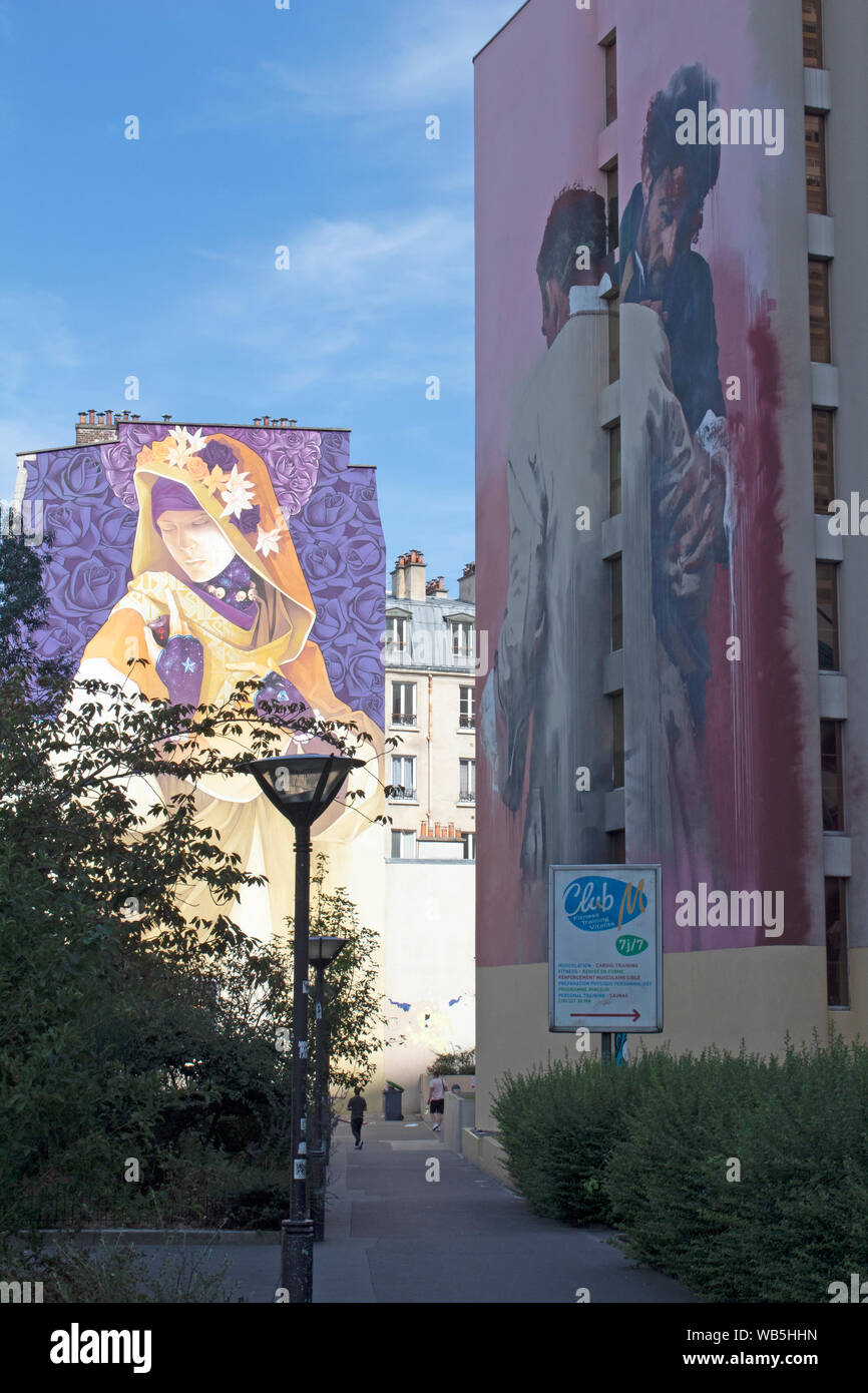 L'art de rue sur les bâtiments le long du Boulevard Vincent Auriol, Paris, France Banque D'Images