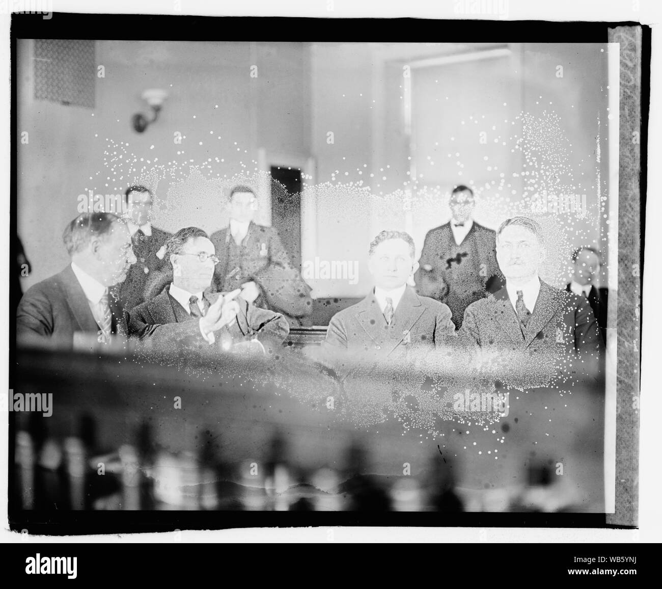 Ex. Gov. Folk, 16/02/20 Résumé/moyenne : 1 négatif : vitrage ; 4 x 5 in. ou moins Banque D'Images