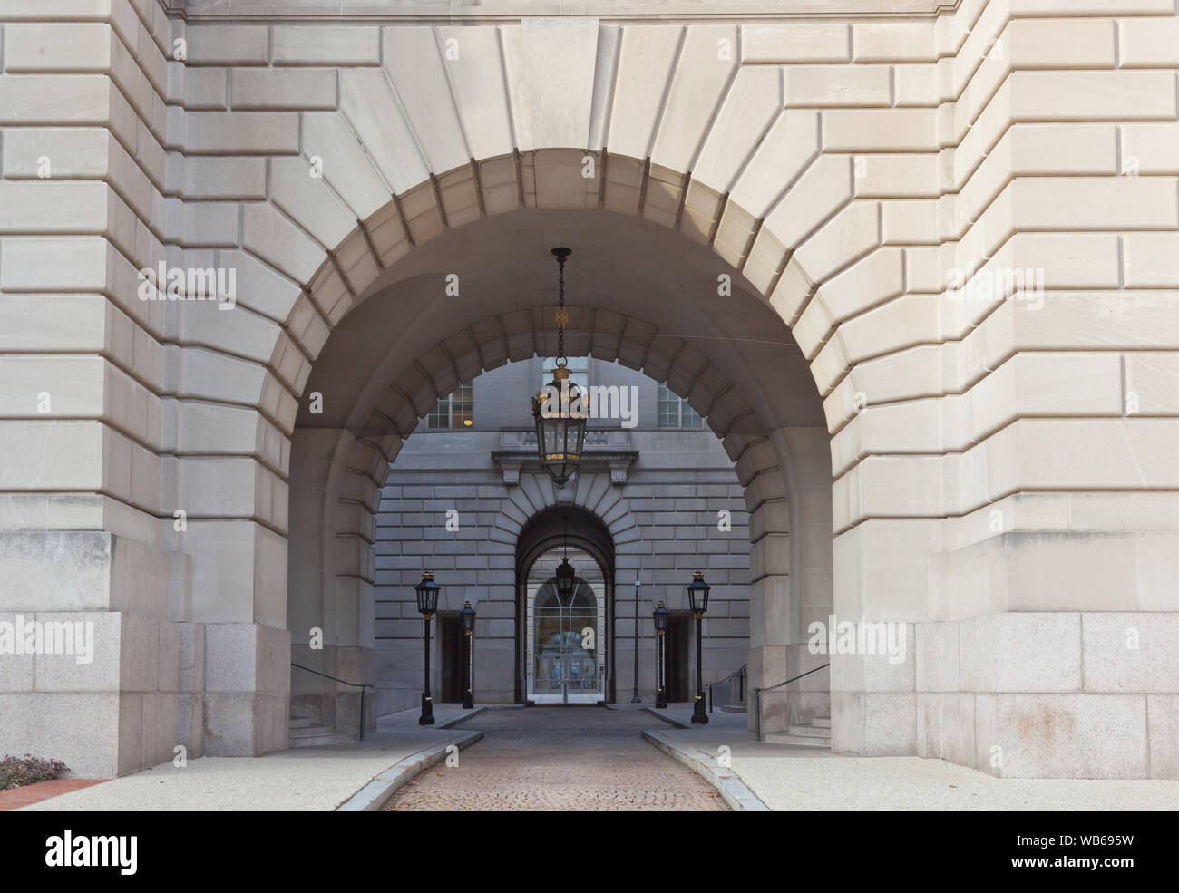 L'élévation extérieure, l'EPA est et l'Ouest, situé sur la 12e et la Constitution Avenue, N.W. et une partie de la Federal Triangle, Washington, D.C. Banque D'Images L'élévation extérieure, l'EPA est et l'Ouest, situé sur la 12e et la Constitution Avenue, N.W. et une partie de la Federal Triangle, Washington, D.C. Banque D'Images