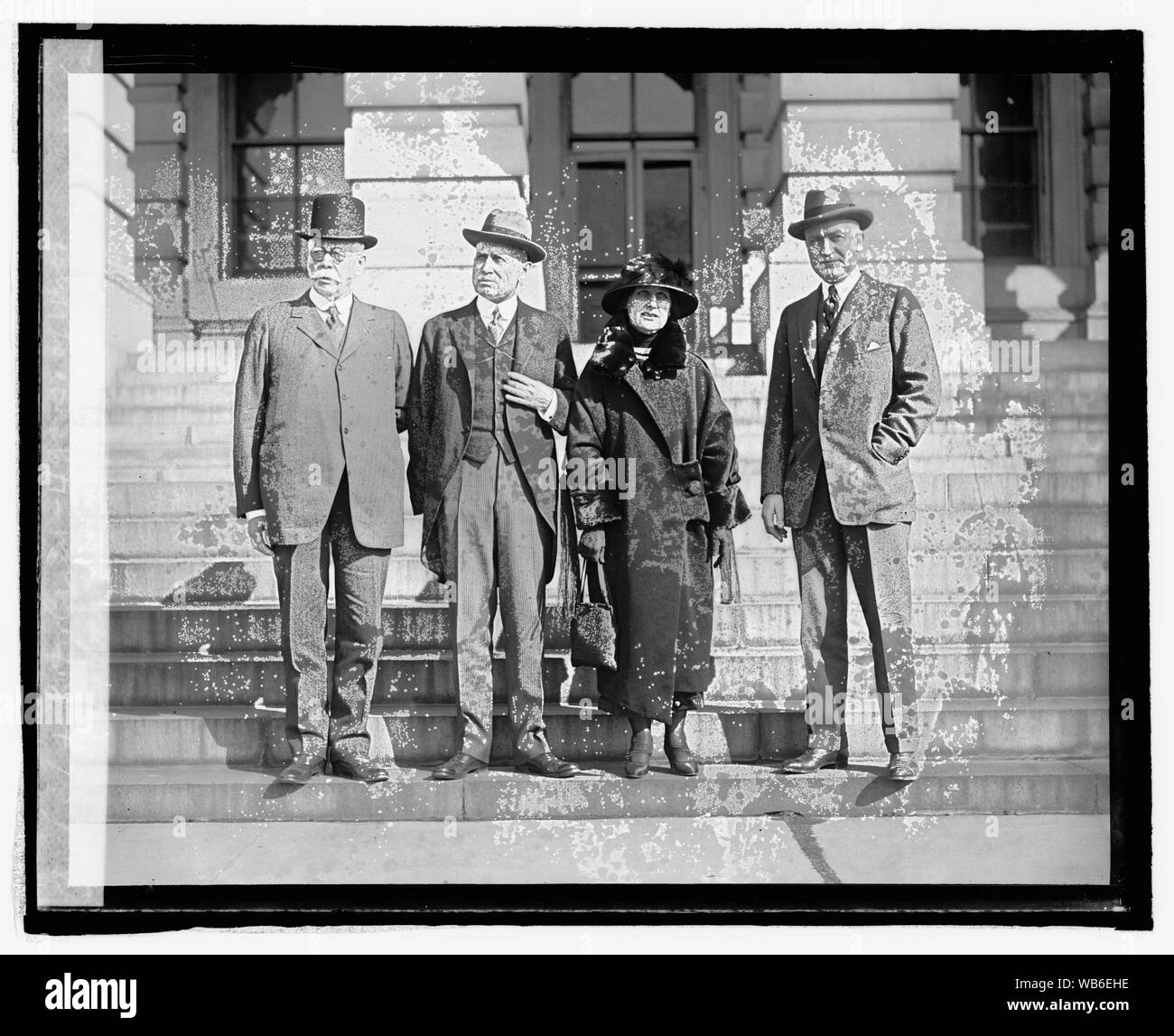 F.E. Warren, J.B. Kendrick, Mme Ross, et R.D. Carey, 4 Gov. of Wyo., [3/3/25] Abstract/moyenne : 1 négatif : vitrage ; 4 x 5 in. ou moins Banque D'Images