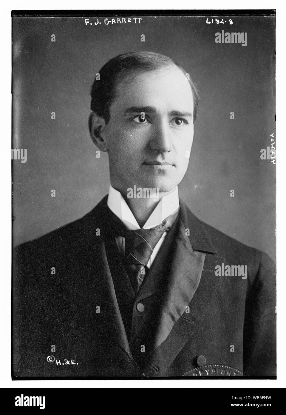 F.J. Garrett Abstract/moyenne : 1 négatif : vitrage ; 5 x 7 in. ou moins. Banque D'Images