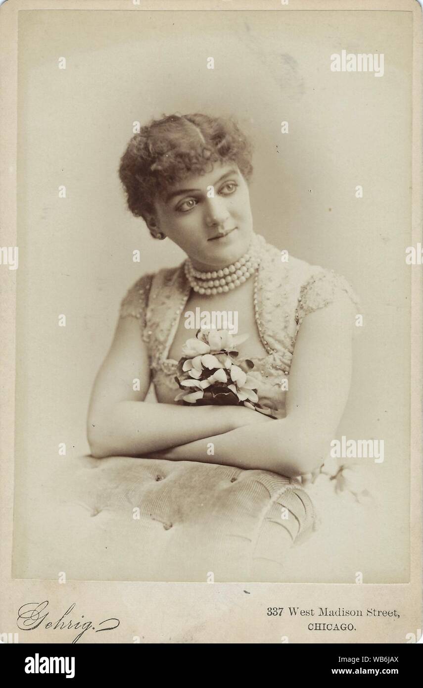 Edith M. Kingdon circa 1880-1890, à Chicago. Banque D'Images