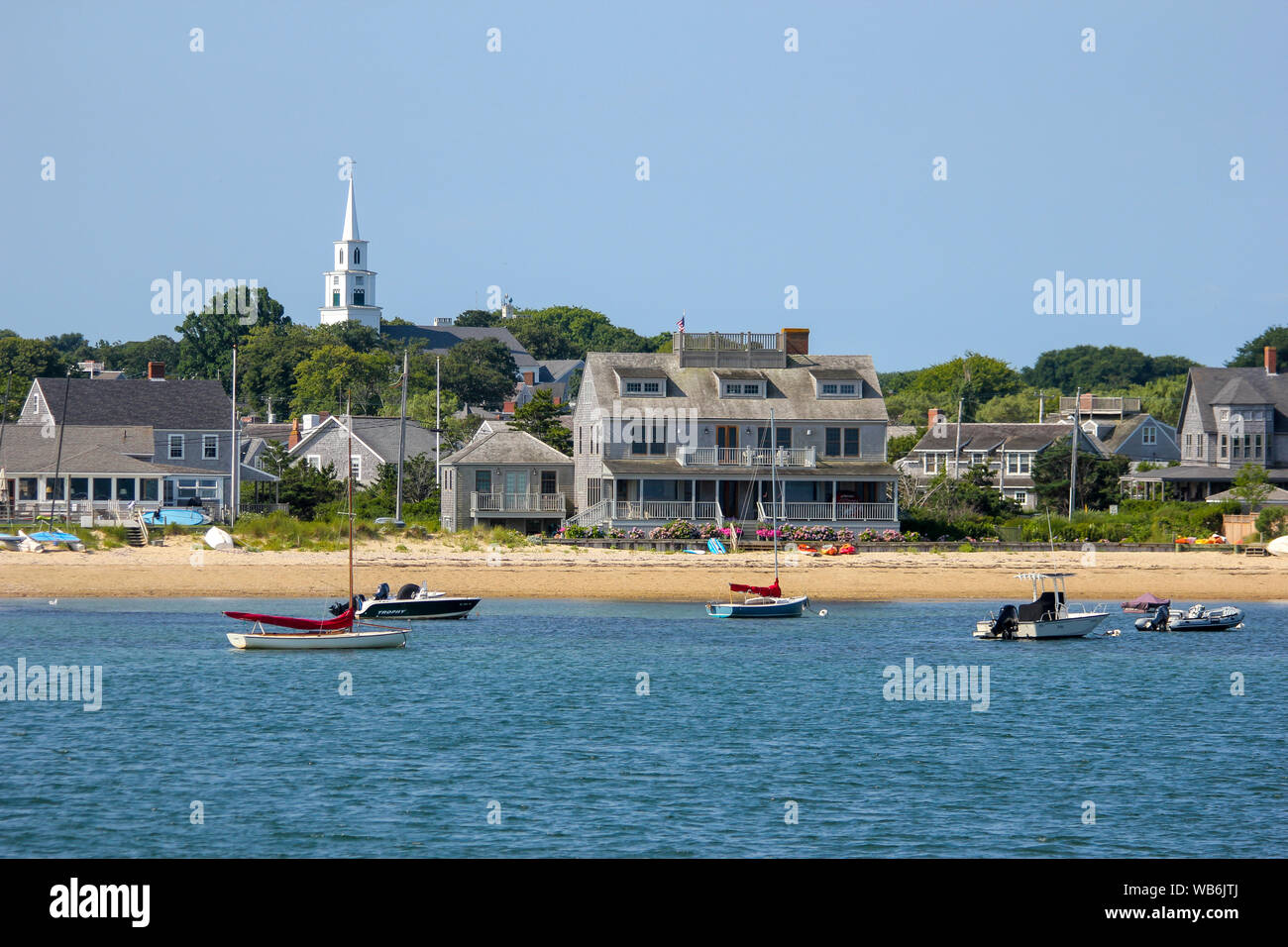 Bateaux et maisons en bord de mer, NANTUCKET, Massachusetts, United States Banque D'Images