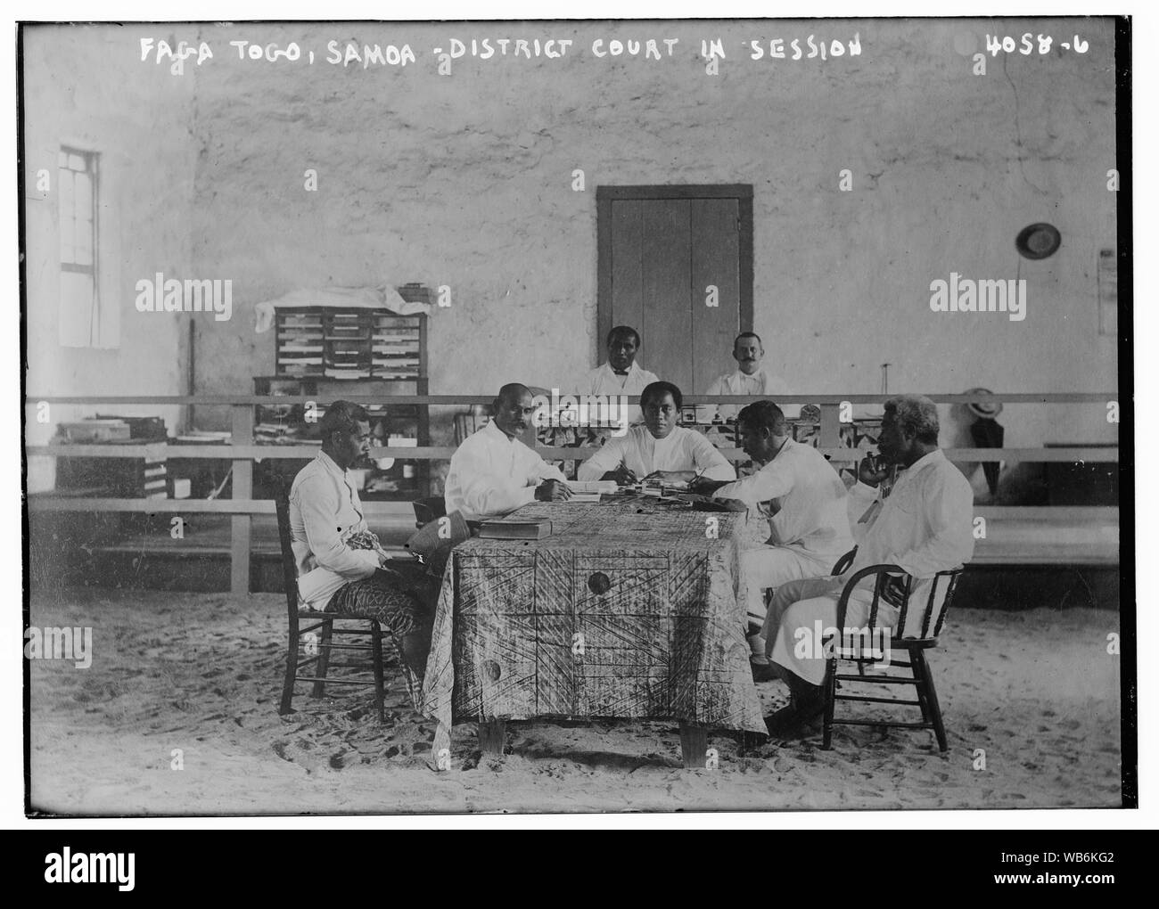 Faga Togo, Samoa, District Court/moyen abstrait : 1 négatif : vitrage ; 5 x 7 in. ou moins. Banque D'Images