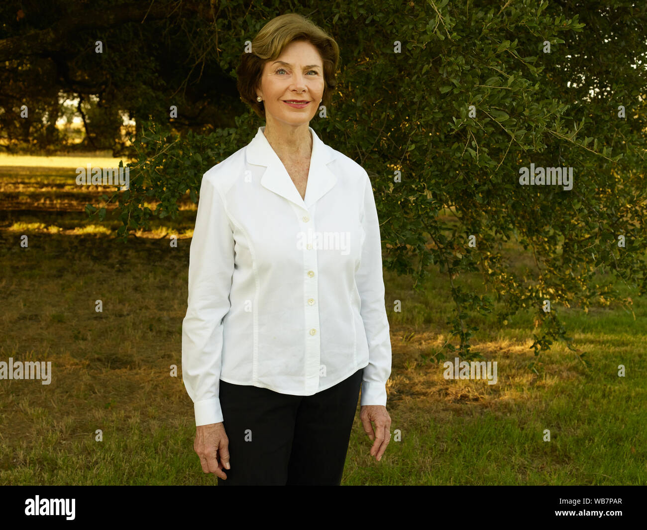 L'ancienne première dame des États-Unis Laura Bush à elle et l'ancien président George W. Bush 1 600 acres ranch, site de la Texas White House durant leurs visites au cours de la présidence Bush, près de Crawford en McLennon County, Texas Banque D'Images L'ancienne première dame des États-Unis Laura Bush à elle et l'ancien président George W. Bush 1 600 acres ranch, site de la Texas White House durant leurs visites au cours de la présidence Bush, près de Crawford en McLennon County, Texas Banque D'Images