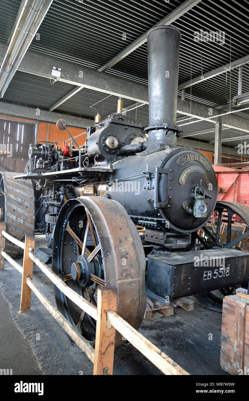 Moteur de traction à vapeur par John Fowler et Co (Leeds) Ltd. à l'intérieur du Musée de la vie du Lincolnshire, Lincoln, Lincolnshire, Royaume-Uni Banque D'Images