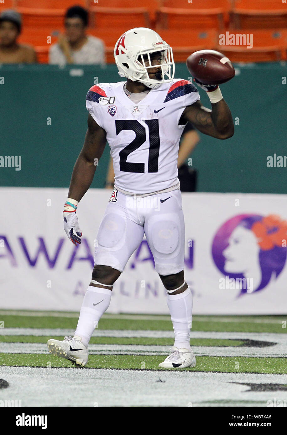 Honolulu, Hawaii, USA. 24 août, 2019.Arizona Wildcats J.J. running back Taylor # 21 durant le match entre l'Hawaii Rainbow Warriors et les Wildcats de l'Arizona à l'Aloha Stadium d'Honolulu, HI - Michael Sullivan/CSM Crédit : Cal Sport Media/Alamy Live News Crédit : Cal Sport Media/Alamy Live News Banque D'Images