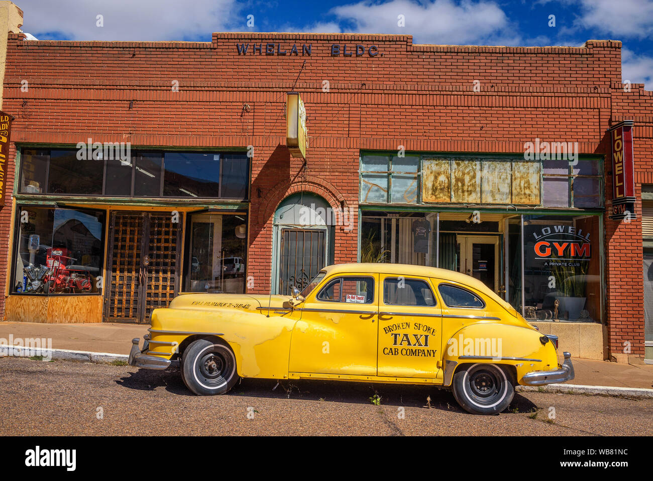 Vintage Chrysler voiture à l Erie Street à Lowell, maintenant partie de Bisbee, Arizona Banque D'Images