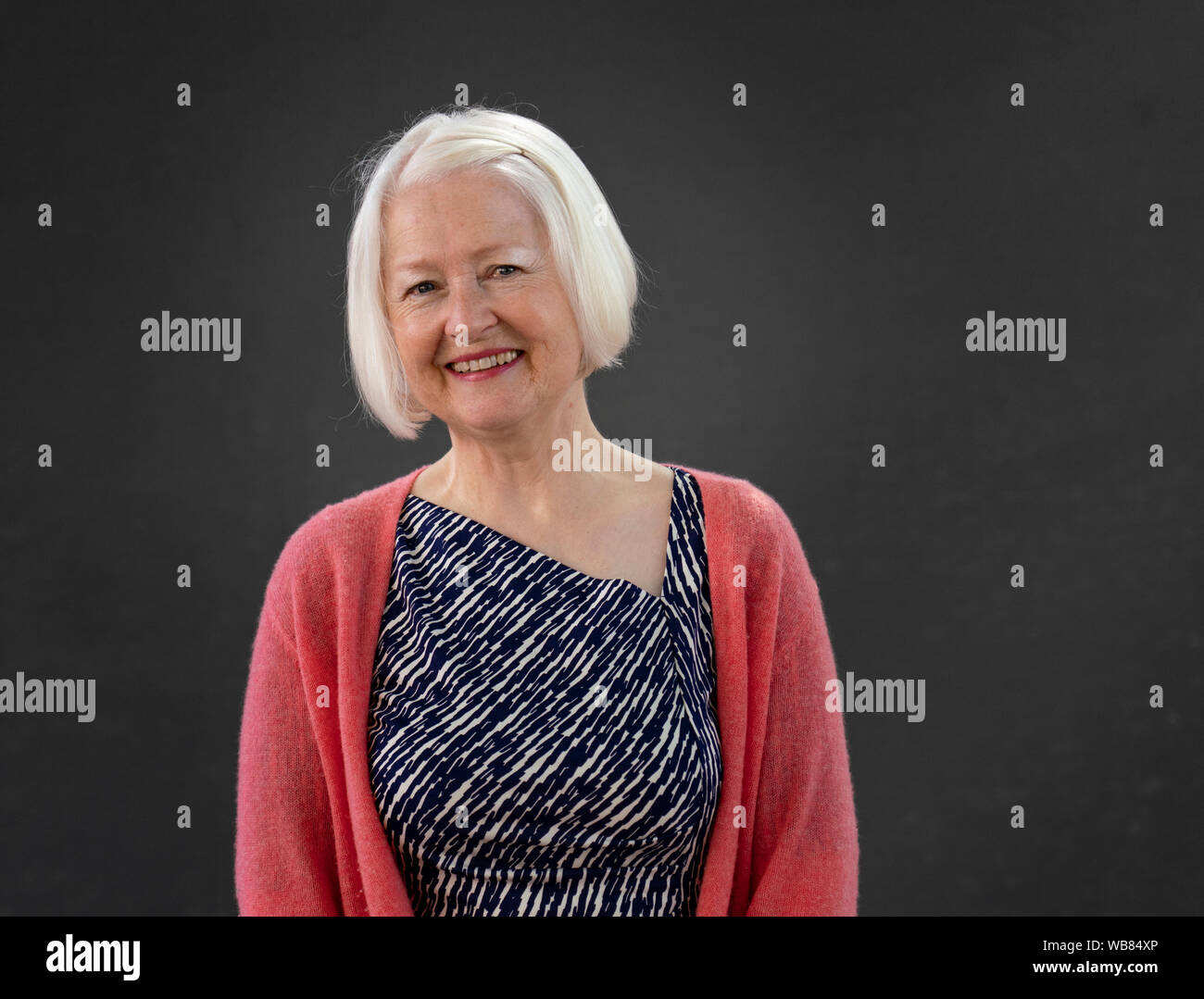 Edinburgh, Ecosse, Royaume-Uni. Août 25, 2019. Christine De Luca. Poète écossais est un collaborateur sur un nouveau livre, Paolozzi en général, qui rend hommage à la Leith né sculpteur. Credit : Iain Masterton/Alamy Live News Banque D'Images