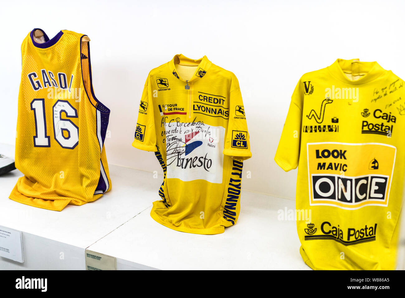 Barcelone, Espagne - 12 janvier 2018 : Le musée de trophées des coupelles et des bourses de l'équipe de FC Barcelone dans le Camp Nou. Banque D'Images