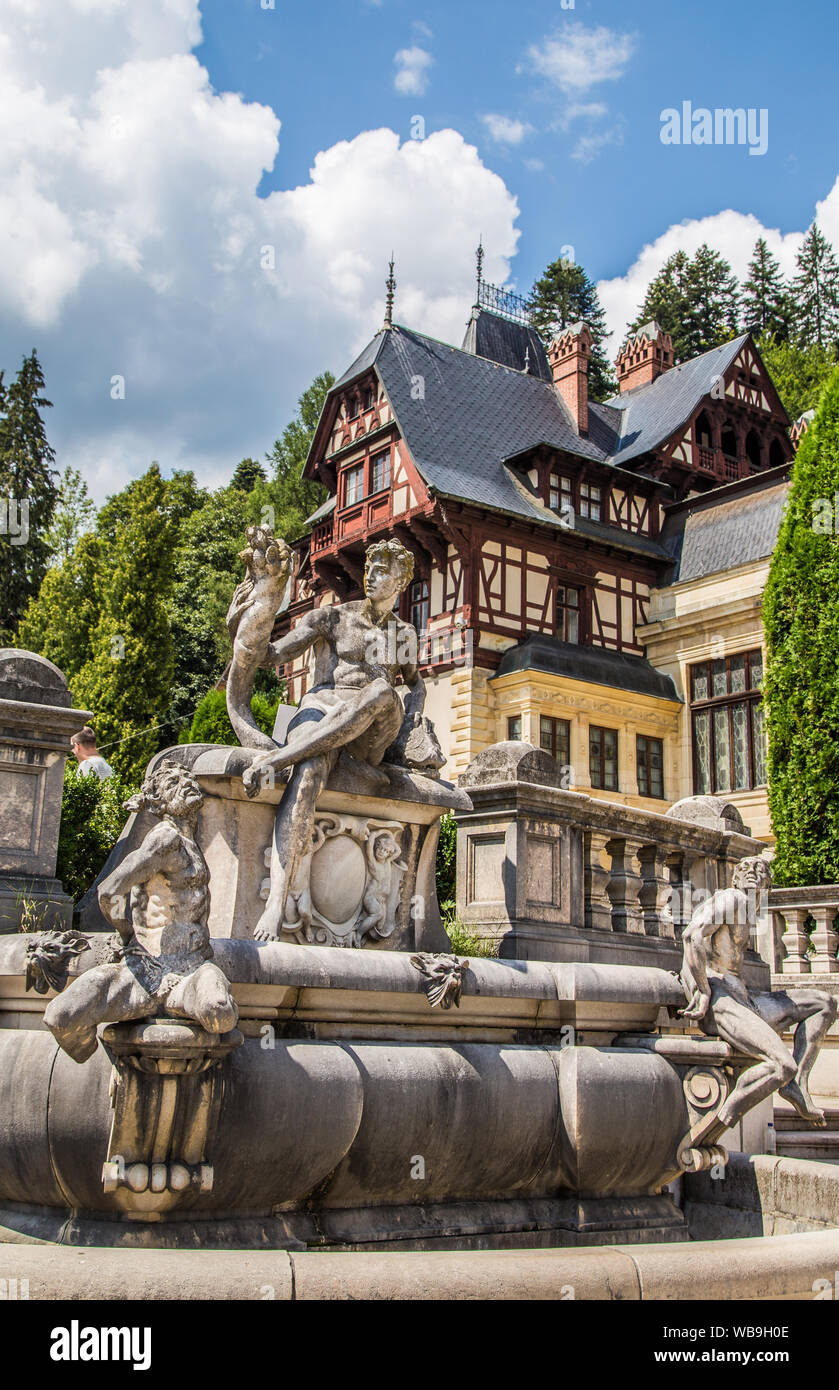Château de Peles en Transylvanie en Europe de l'Est Roumanie Banque D'Images