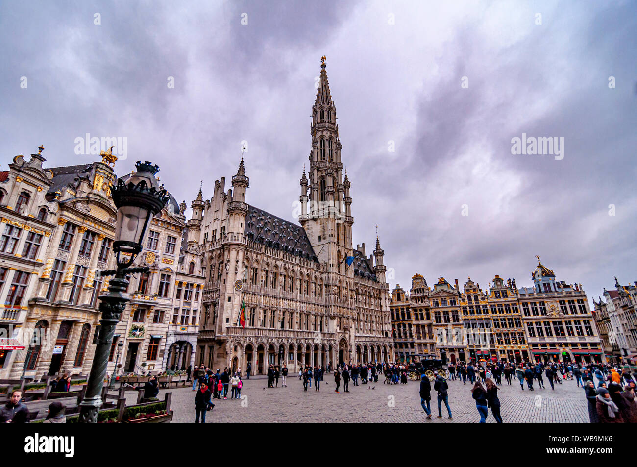 Très belle vue sur la Grand-Place (Grote Markt). La place centrale de Bruxelles avec la Mairie. L'une des plus belles places du monde. Banque D'Images