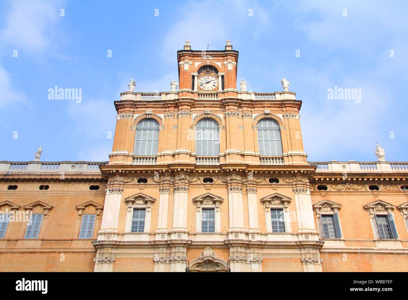 Modena, Italie - Emilie-Romagne. Palazzo Ducale - en ce moment académie militaire. Banque D'Images