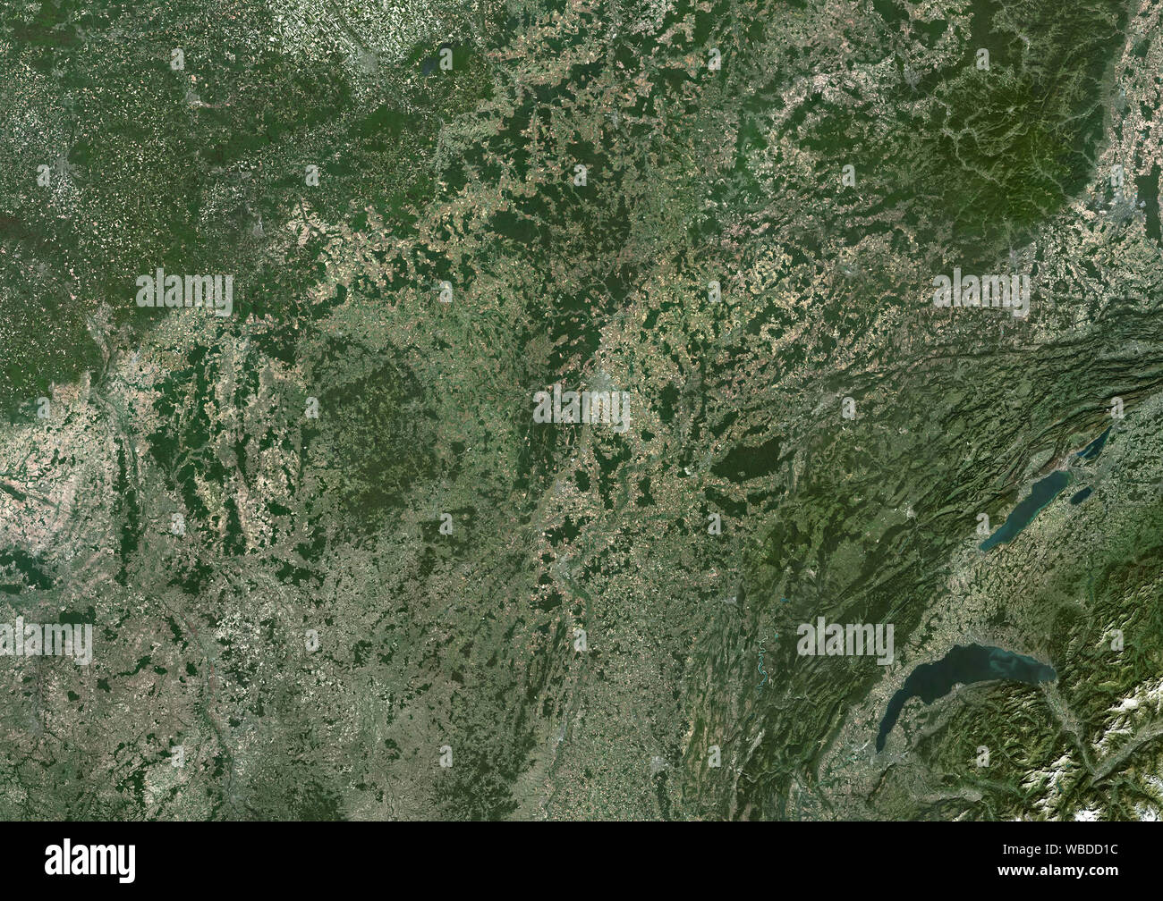 Image satellite de la couleur de l'Est de la France, y compris la région Bourgogne-Franche-Comte. Cette image a été compilé à partir de données acquises en 2018 par les satellites Sentinel-2. Banque D'Images