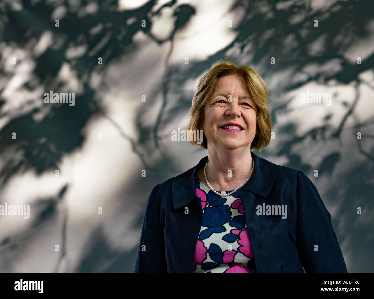 Edinburgh, Ecosse, Royaume-Uni. 26 août 2019. Ursula Buchan. Ursula Buchan, la petite-fille de John Buchan romancier écossais rend visite à la fête du livre pour parler de son grand-père qui a été un pionnier du thriller moderne Iain Masterton/Alamy Live News. Banque D'Images