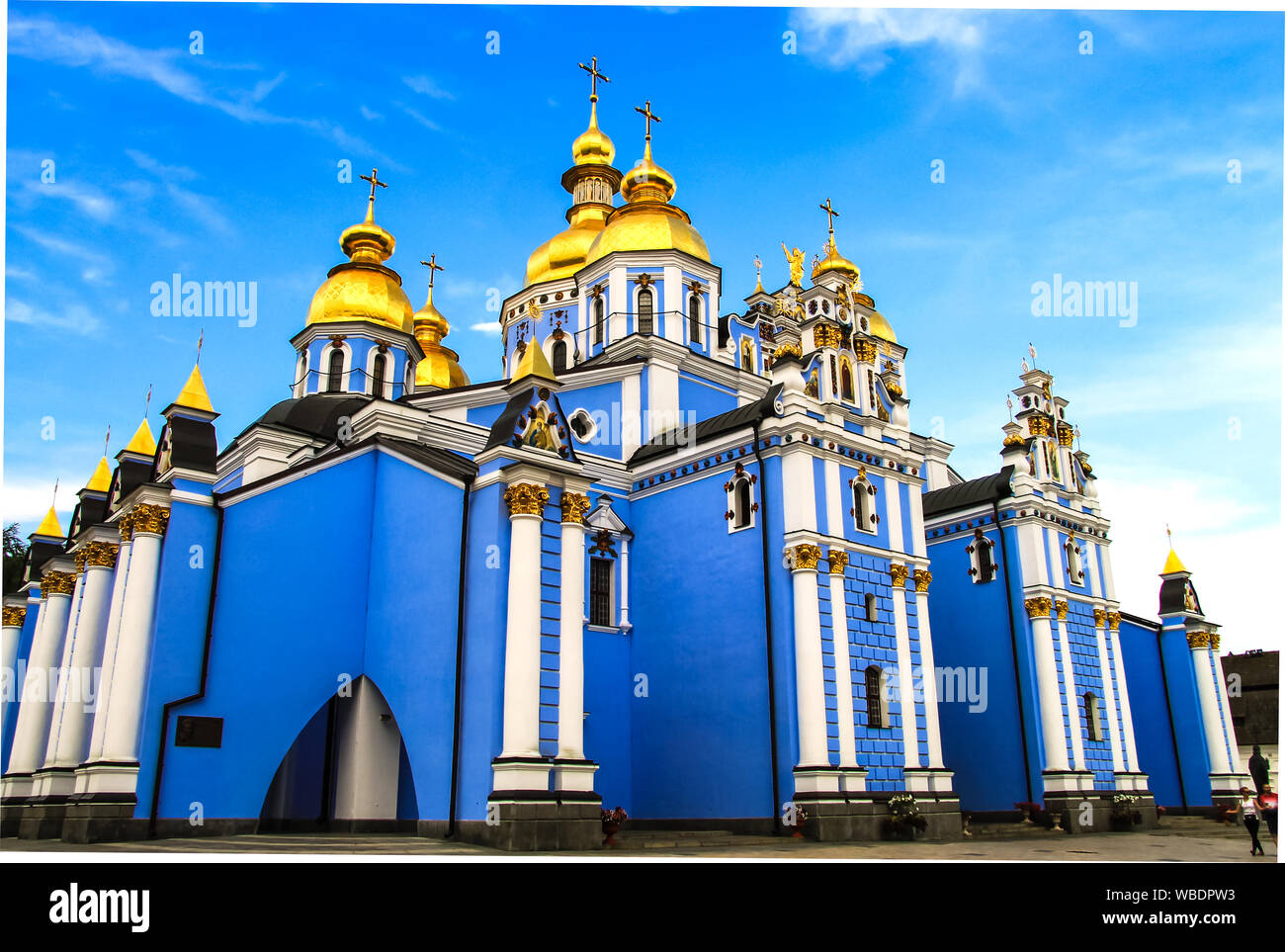 Église orthodoxe de l'Ukraine. Magnifique Fleuve Michael s Golden mâle en dôme, le plus ancien monastère de la Cathédrale chrétienne de l'Ukraine, l'Église orthodoxe ukrainienne Banque D'Images