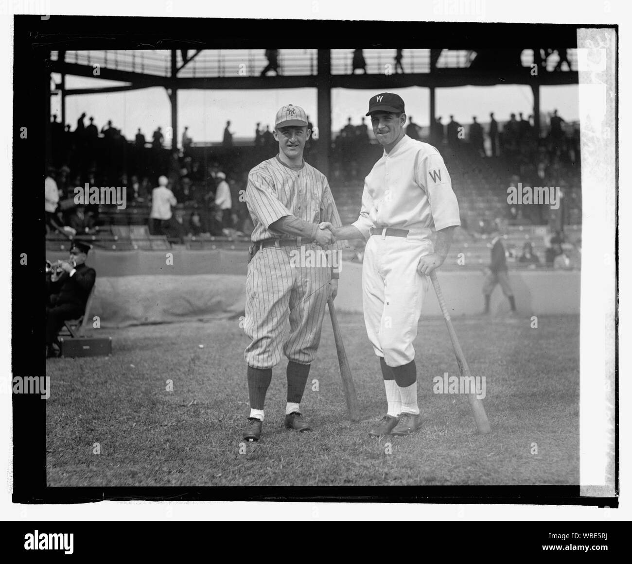 Frankie Frisch & Stanley Harris, 10/4/24 Abstract/medium : National Photo Collection de l'entreprise Banque D'Images