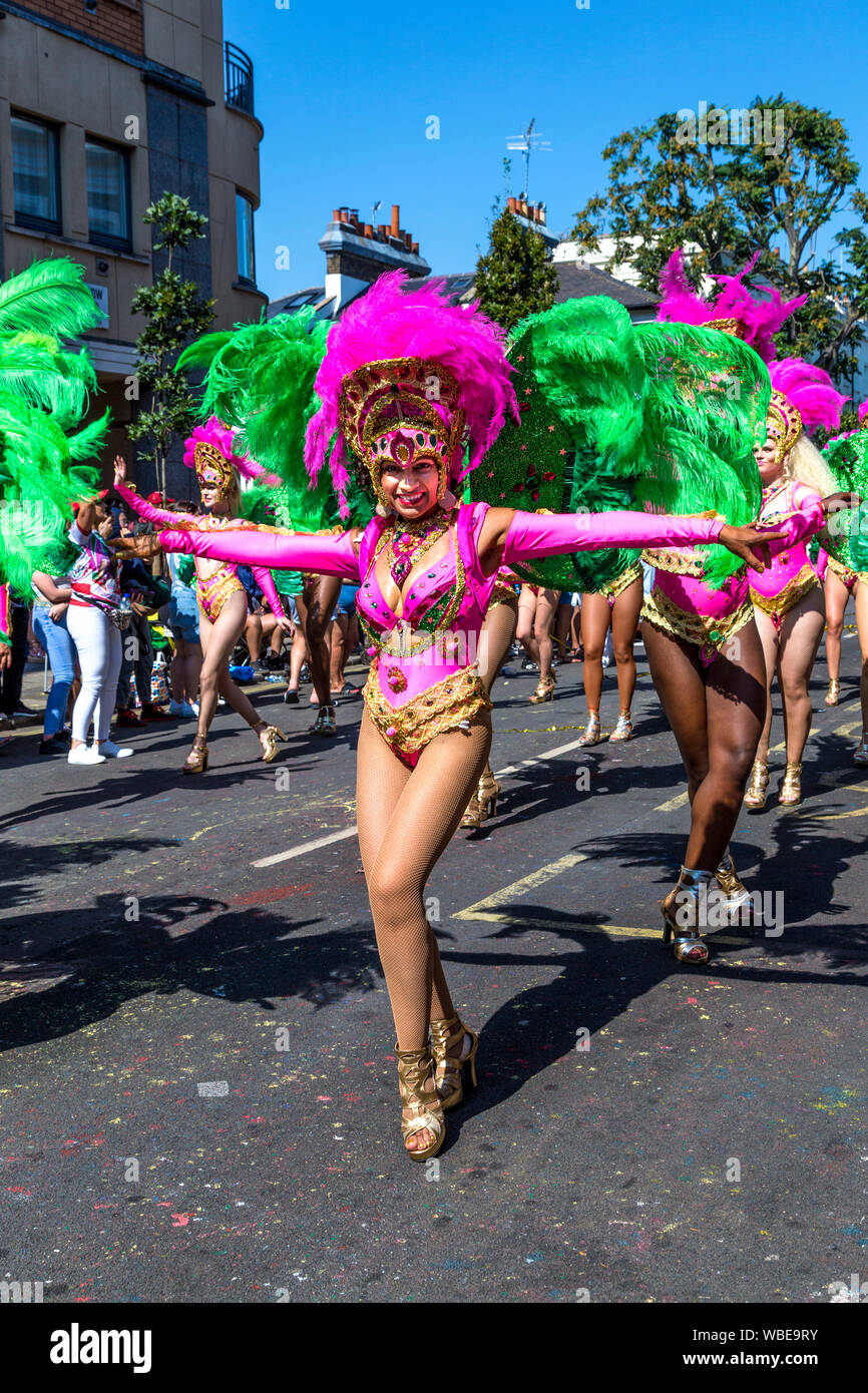 26 août 2019 - Notting Hill Carnival sur une banque chaud lundi férié, Londres, Royaume-Uni Banque D'Images