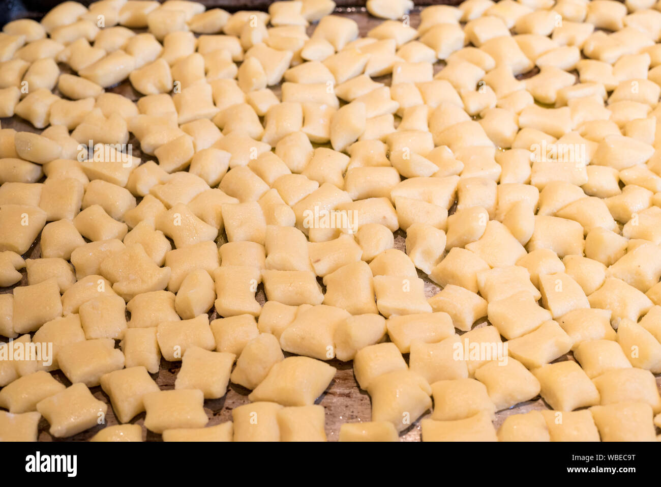 Gnocci dans une casserole, Minam River Lodge, Oregon. Banque D'Images